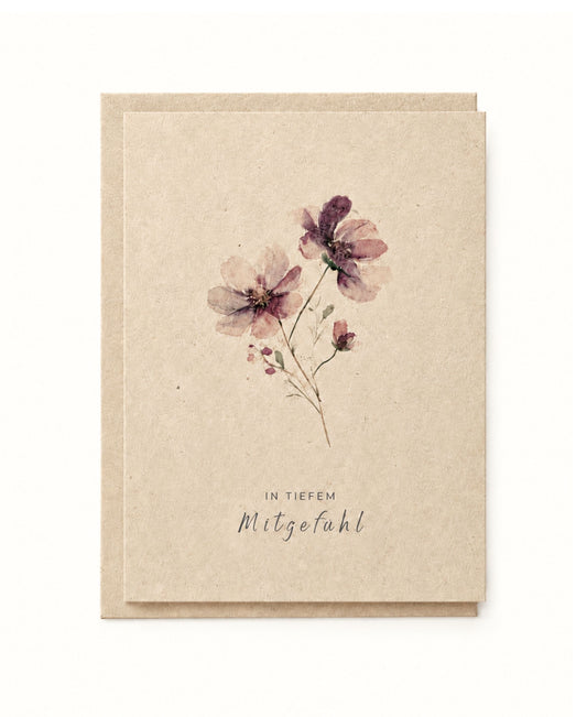 Trauerkarte Graspapier mit zarten Aquarellblumen auf strukturiertem Papier – einfühlsame Beileidskarte mit Graspapier-Umschlag